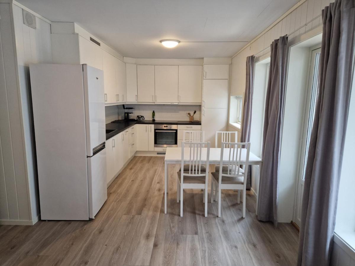 Apartamento Hillegard Lærdalsøyri Exterior foto